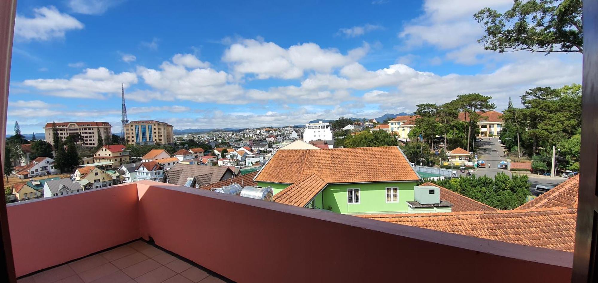 Pink House Hotel